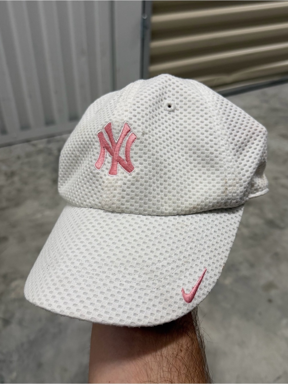 New York Yankees Hat Adjustable Womens White Pink Embroidered Baseball Mesh Y2K